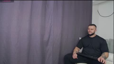 Snapshot of rickymiami1 chatting on February 24, 2026, 7:45 pm rickymiami1 online show from February 24, 2026, 7:45 pm