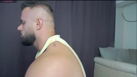 Snapshot of rickymiami1 chatting on July 9, 2026, 8:24 pm rickymiami1 online show from July 9, 2026, 8:24 pm