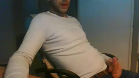 Snapshot of ricooo465 chatting on April 10, 2026, 8:57 pm ricooo465 online show from April 10, 2026, 8:57 pm