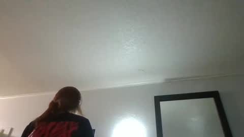 Snapshot of ridinghoodred chatting on April 30, 2026, 2:45 pm ridinghoodred online show from April 30, 2026, 2:45 pm