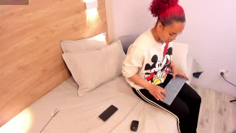 Sara online show from April 11, 2026, 10:30 am