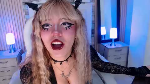 RIHONNA online show from September 13, 2025, 12:38 pm