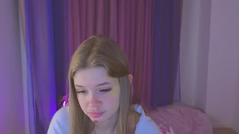 Rina online show from September 22, 2025, 8:55 pm