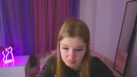 Rina online show from January 12, 2026, 10:04 pm