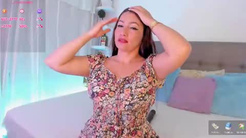 alexia online show from February 4, 2025, 11:38 pm