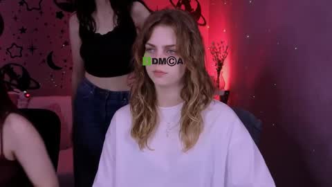 Meow online show from April 15, 2026, 7:21 pm