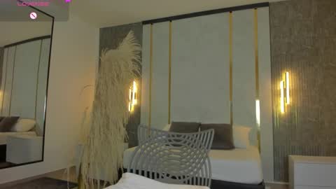 Riley Sierra online show from January 13, 2026, 12:32 pm