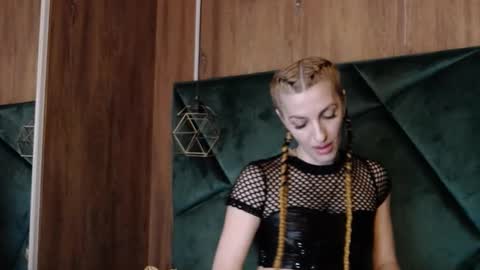 rileylannax online show from February 24, 2026, 4:54 am