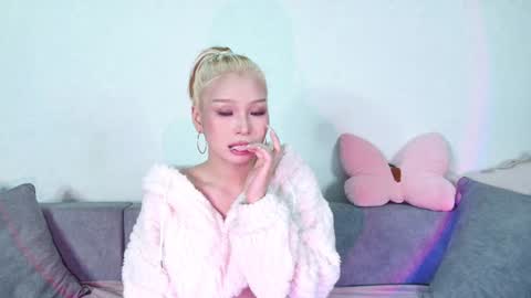 rileymee online show from January 6, 2025, 3:20 am