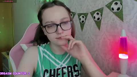 My name is Riley Like my broadcast pls 3 online show from June 25, 2026, 4:01 am