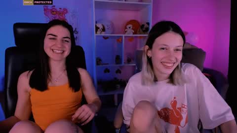 rima_like online show from February 25, 2025, 8:09 pm