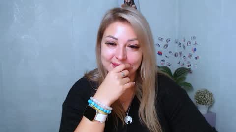 Snapshot of rimmacute_ chatting on October 30, 2025, 8:49 am Rimma online show from October 30, 2025, 8:49 am