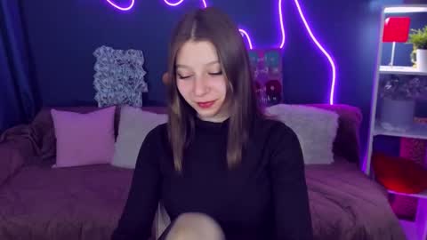 rinacake online show from March 15, 2026, 1:50 pm