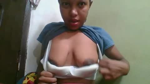 rinah654271 online show from June 1, 2026, 2:24 am