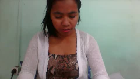 rinah856024 online show from October 2, 2025, 5:14 am