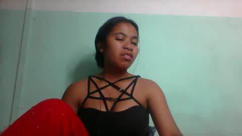 rinah856024 online show from October 27, 2025, 7:07 pm