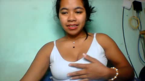 Snapshot of rinah856024 chatting on July 2, 2026, 4:40 am rinah856024 online show from July 2, 2026, 4:40 am