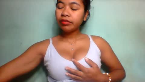 Snapshot of rinah856024 chatting on July 31, 2026, 2:44 am rinah856024 online show from July 31, 2026, 2:44 am