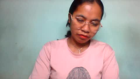 Snapshot of rinah856024 chatting on August 1, 2026, 2:27 pm rinah856024 online show from August 1, 2026, 2:27 pm