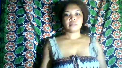 rinana32 online show from April 12, 2026, 7:41 pm