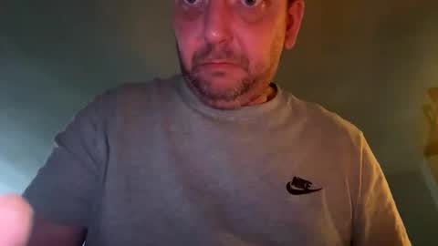 rio1234554321 online show from November 30, 2025, 4:16 am