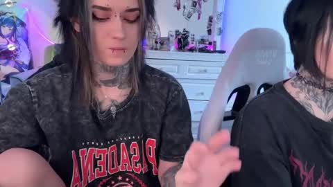   DianaBrite            fansl y online show from March 8, 2026, 10:08 am