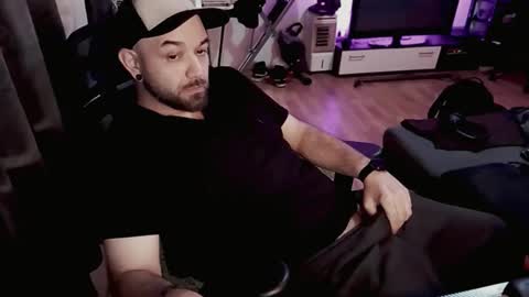 Ask Me online show from November 2, 2025, 3:14 pm