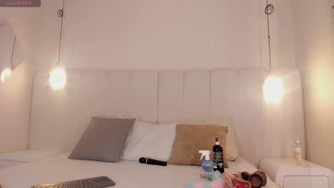 Snapshot of riri_candy chatting on June 28, 2026, 4:07 am Riri Candy online show from June 28, 2026, 4:07 am