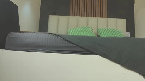 RIRI  online show from February 26, 2026, 7:35 pm