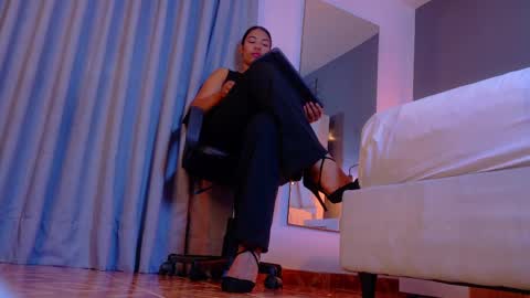 RIRI  online show from March 26, 2026, 8:14 pm