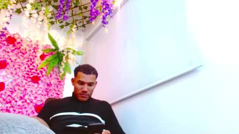 Risitos De Oro online show from October 28, 2025, 3:21 am