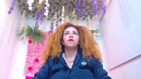 Snapshot of risitos_de_oro_ chatting on May 15, 2026, 11:17 am Risitos De Oro online show from May 15, 2026, 11:17 am