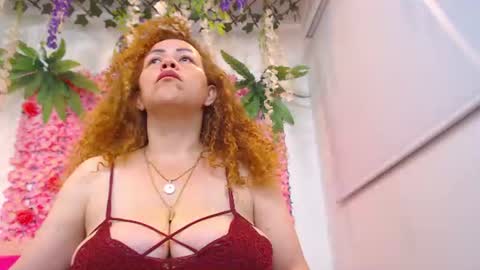 Snapshot of risitos_de_oro_ chatting on June 20, 2026, 9:56 am Risitos De Oro online show from June 20, 2026, 9:56 am