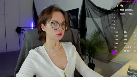 Snapshot of risosweet chatting on May 5, 2026, 8:28 pm Alice online show from May 5, 2026, 8:28 pm