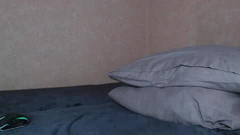 risuo online show from April 4, 2026, 1:15 am