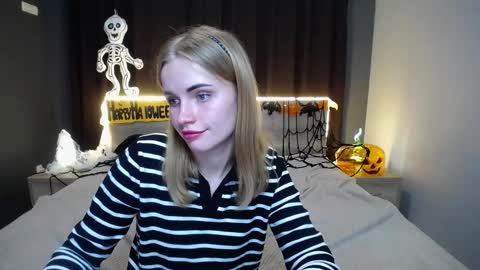 ritakiskis online show from October 19, 2025, 7:03 pm