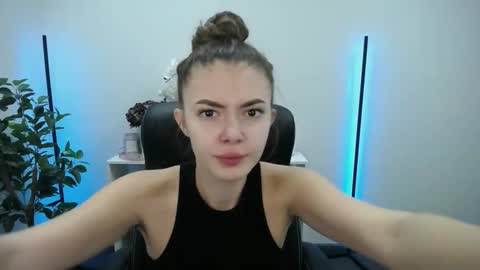 ritaneer online show from December 3, 2025, 8:56 am