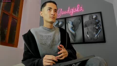 Ritchie Alameda online show from October 12, 2025, 3:05 am