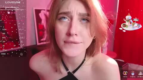 Snapshot of river_flowerr chatting on October 17, 2025, 4:26 am Miley  online show from October 17, 2025, 4:26 am
