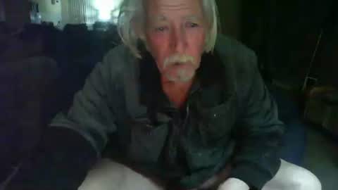 riveratggg online show from January 1, 2025, 9:31 pm