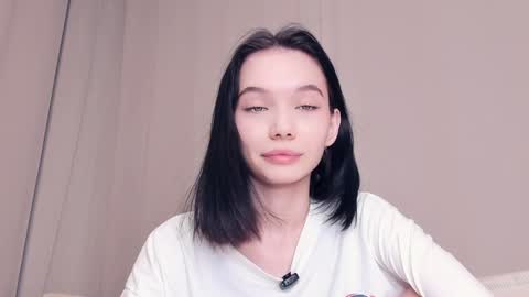 Rina online show from January 13, 2026, 8:47 pm