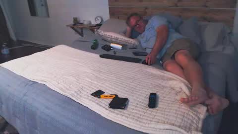 Snapshot of rjkelly6892 chatting on April 20, 2026, 3:42 am rjkelly6892 online show from April 20, 2026, 3:42 am
