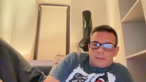 Darrius online show from December 1, 2025, 12:37 am