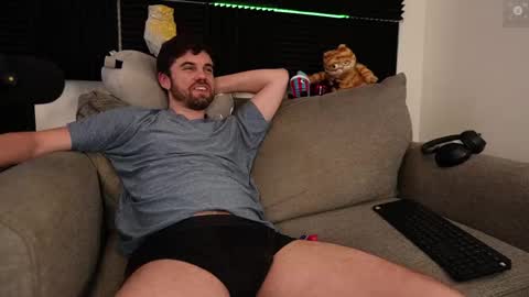 Ryan aka KeylimeRy online show from January 16, 2026, 2:32 pm