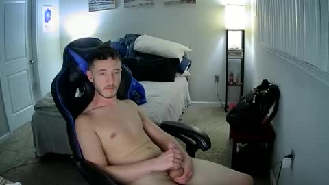 ro0stercogbern online show from October 31, 2025, 11:50 pm