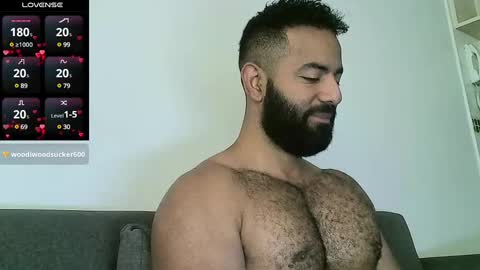 SebasRoa online show from February 13, 2025, 2:42 pm