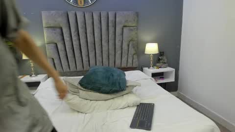 Snapshot of roan_birkin chatting on February 6, 2025, 2:44 am Roan Birkin online show from February 6, 2025, 2:44 am