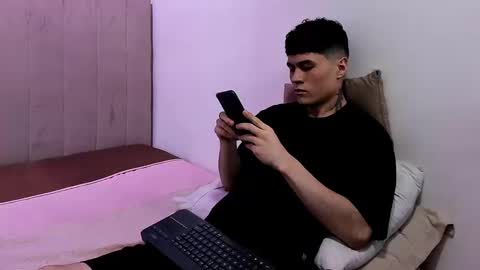 Snapshot of roan_birkin chatting on September 23, 2025, 8:45 pm Roan Birkin online show from September 23, 2025, 8:45 pm