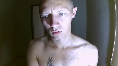 RoastingCorn online show from October 11, 2025, 9:35 pm