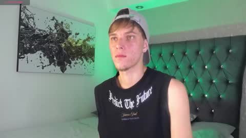 Robbin online show from April 16, 2026, 4:46 am